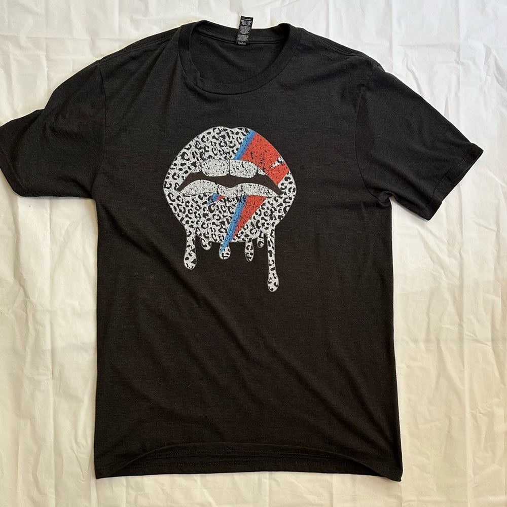 Lotus Fashion Jersey Kiss t-shirt